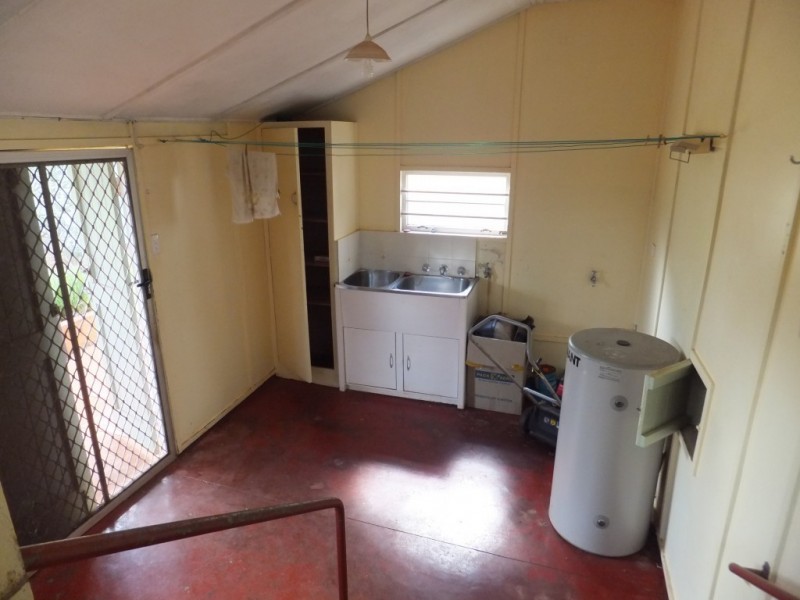 22 BROADHURST STREET, Childers QLD 4660