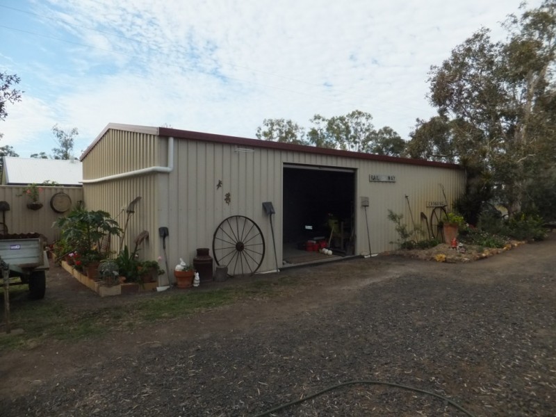 8 WHITES ROAD, Horton QLD 4660