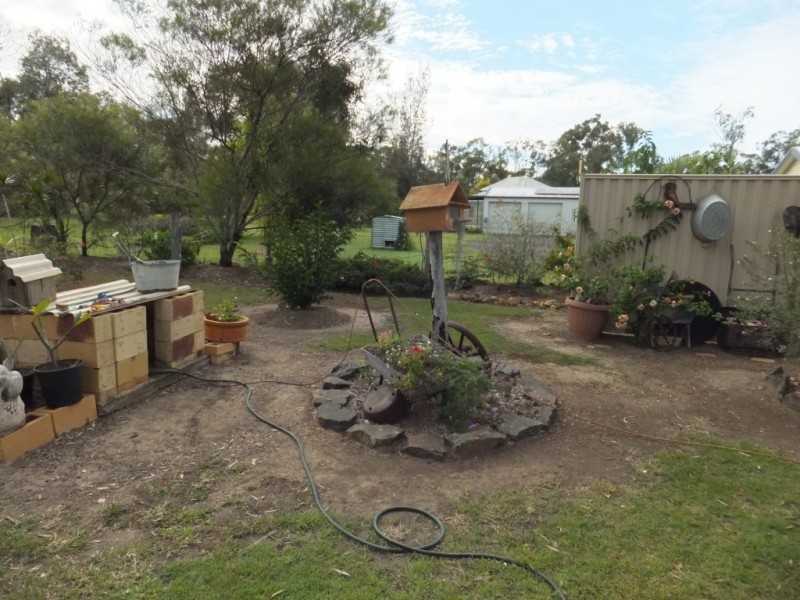 8 WHITES ROAD, Horton QLD 4660