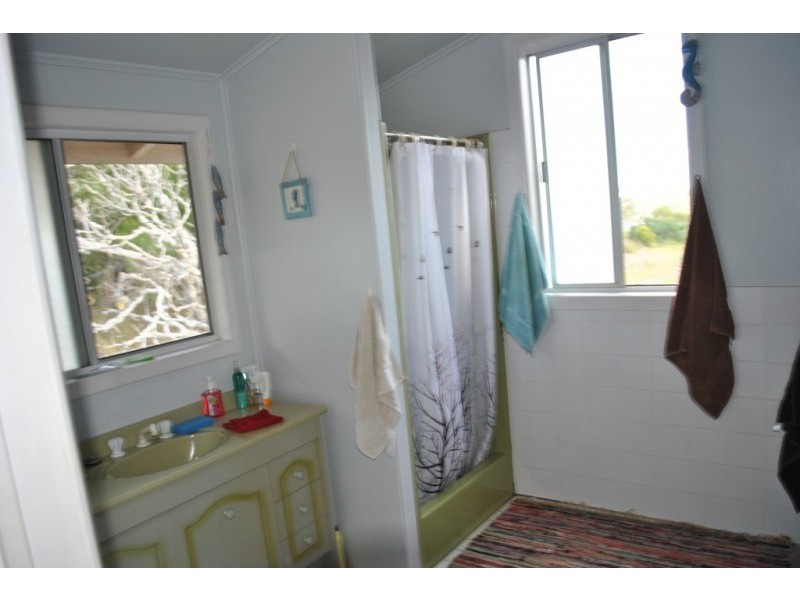 119 GINNS ROAD, South Isis QLD 4660