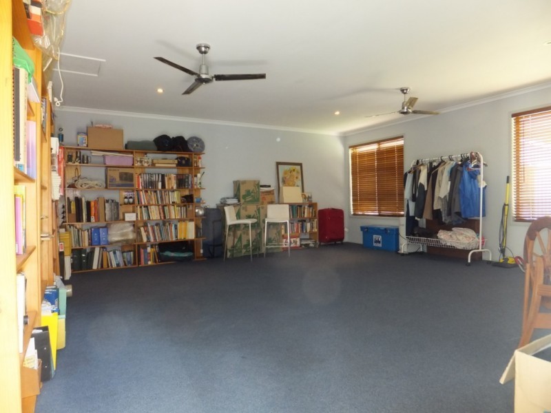 48 GREVILLEA DRIVE, Redridge QLD 4660