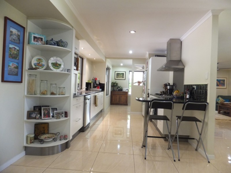 48 GREVILLEA DRIVE, Redridge QLD 4660