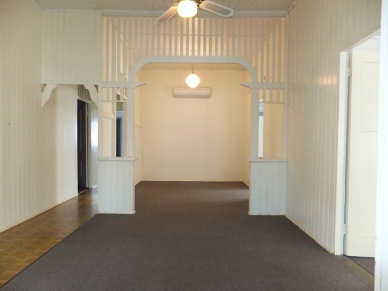 30 RIDGWAY STREET, Childers QLD 4660