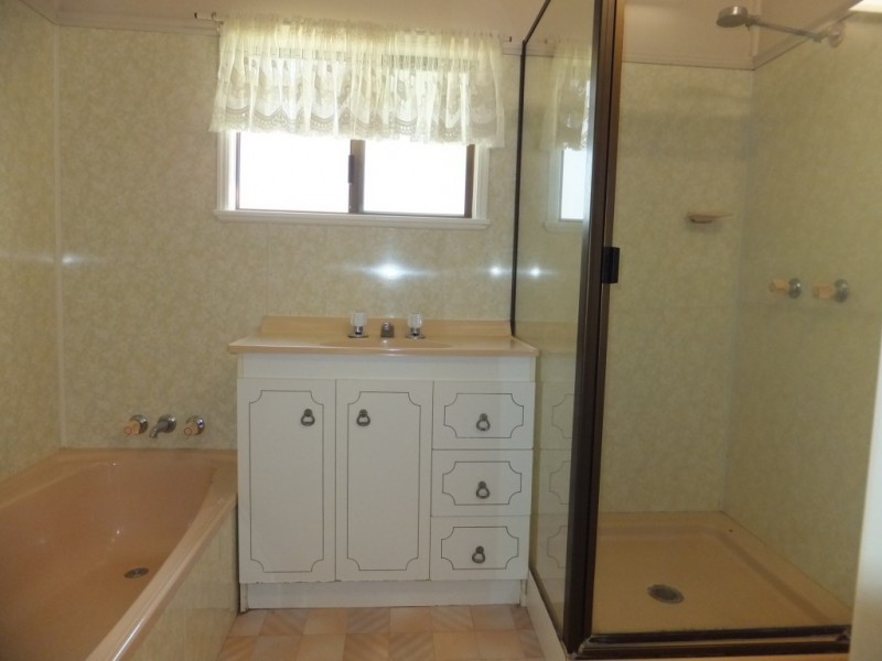 30 RIDGWAY STREET, Childers QLD 4660