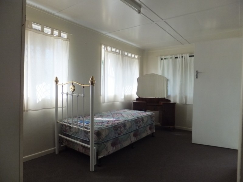 30 RIDGWAY STREET, Childers QLD 4660