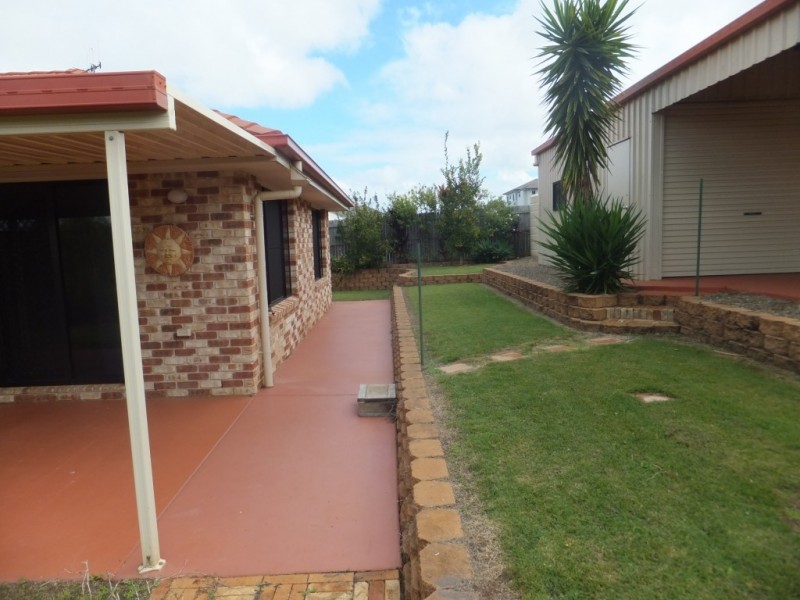 30 PIONEER AVENUE, Childers QLD 4660