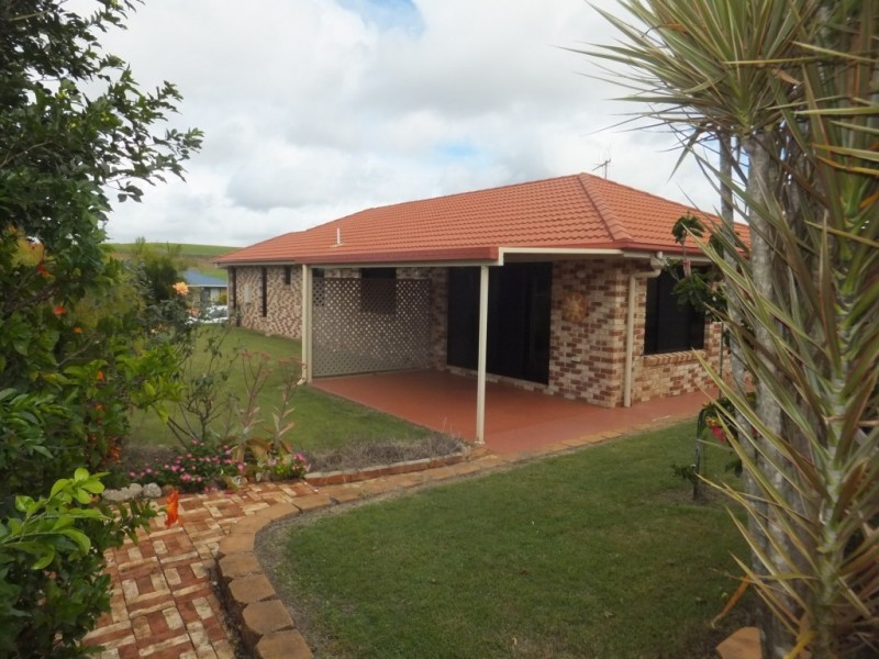 30 PIONEER AVENUE, Childers QLD 4660