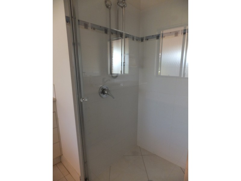 30 PIONEER AVENUE, Childers QLD 4660