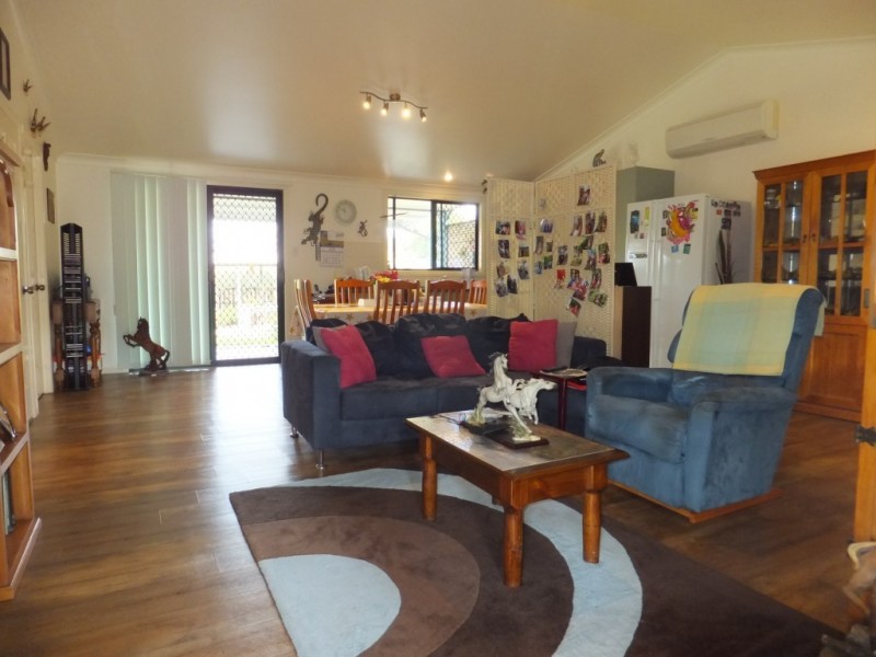1 CANECUTTER COURT, Childers QLD 4660