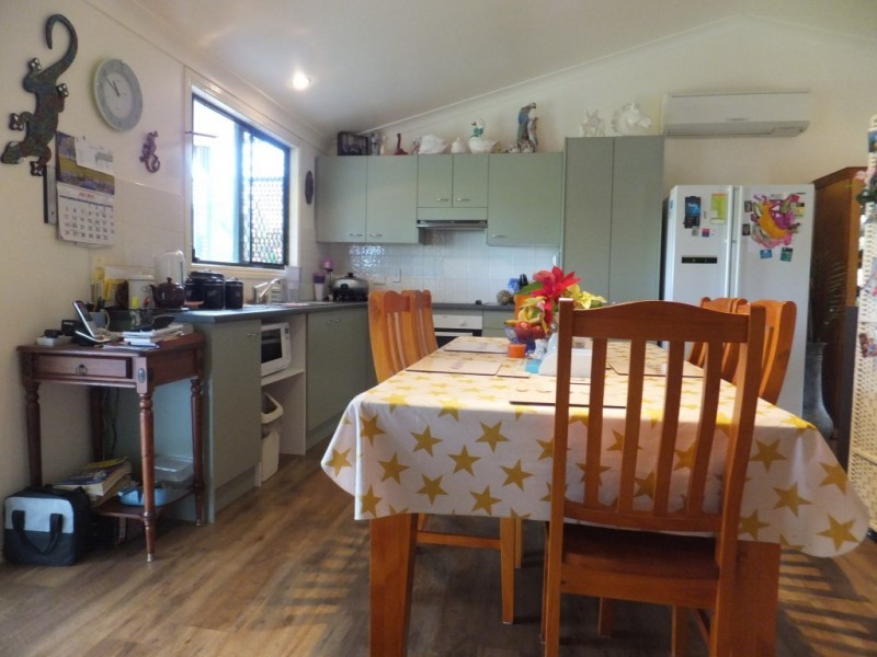 1 CANECUTTER COURT, Childers QLD 4660