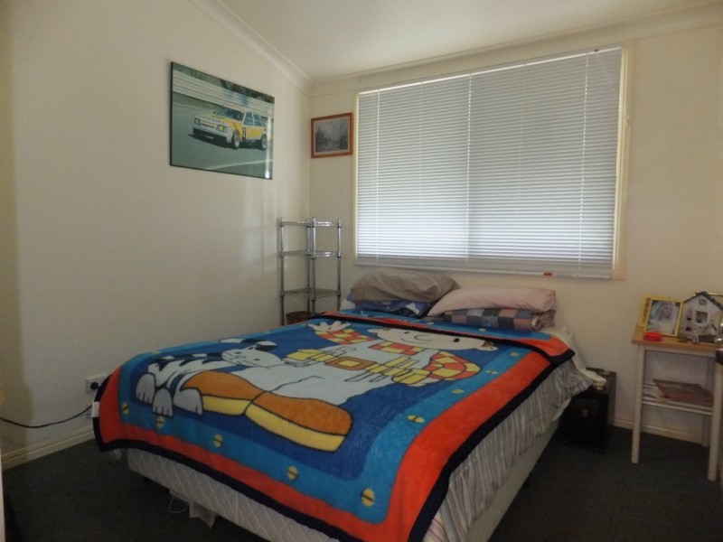 1 CANECUTTER COURT, Childers QLD 4660