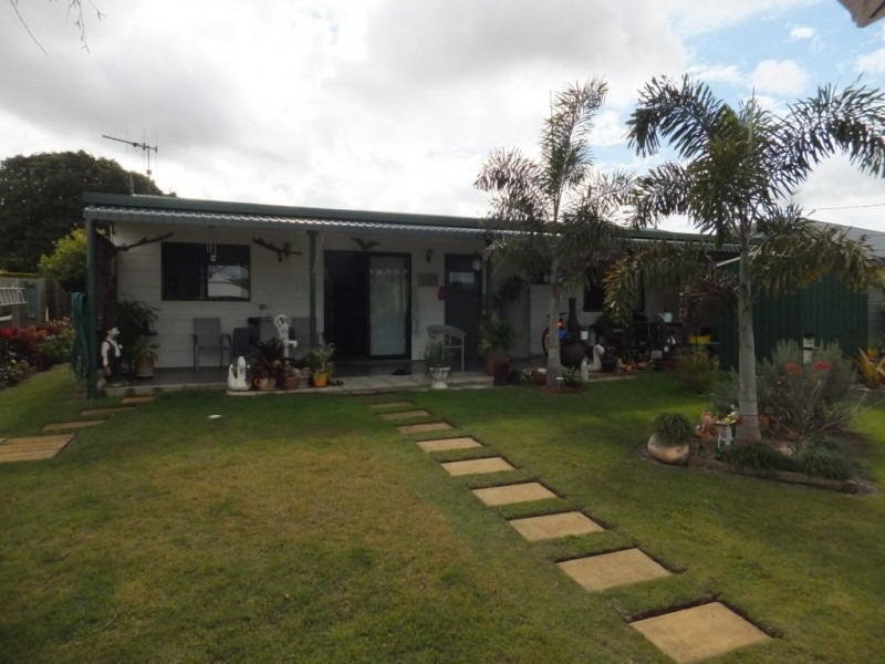 1 CANECUTTER COURT, Childers QLD 4660