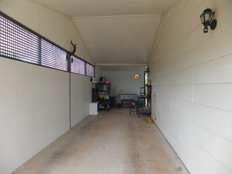 1 CANECUTTER COURT, Childers QLD 4660