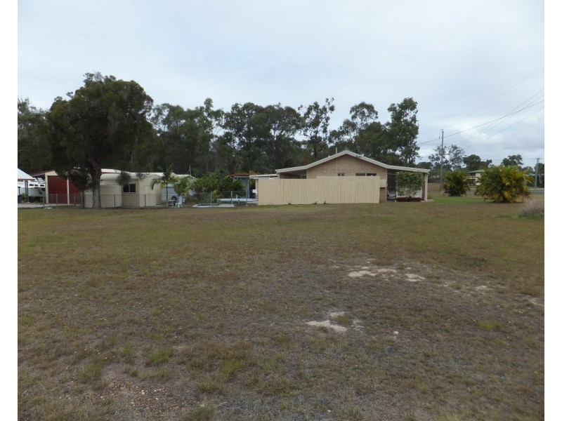 32 GREGORY STREET, Buxton QLD 4660