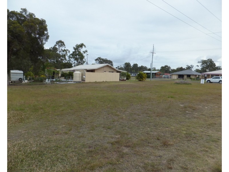 32 GREGORY STREET, Buxton QLD 4660
