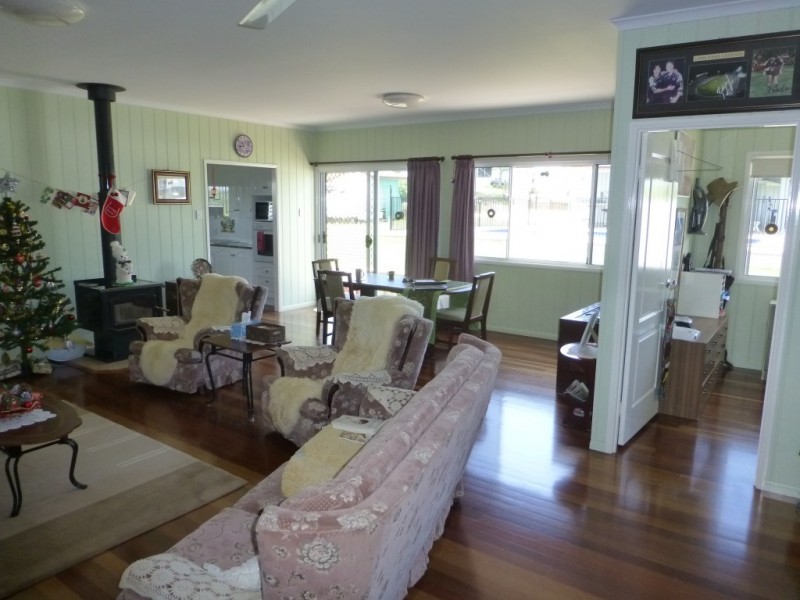 Dallarnil QLD 4621
