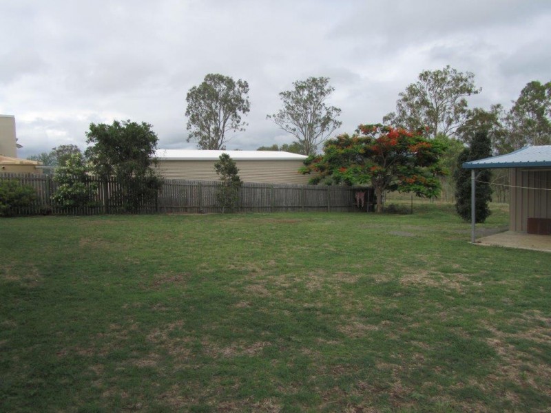 8 HORTON STREET, Biggenden QLD 4621