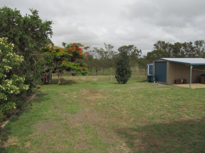 8 HORTON STREET, Biggenden QLD 4621