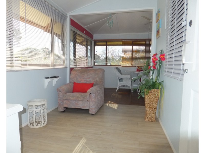 6 NELSON STREET, Childers QLD 4660