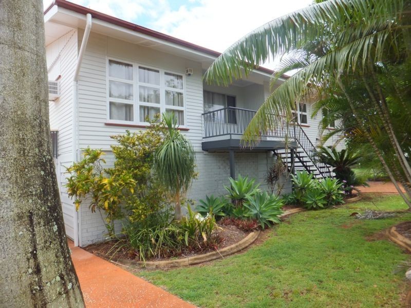 3 CEVN STREET, Childers QLD 4660
