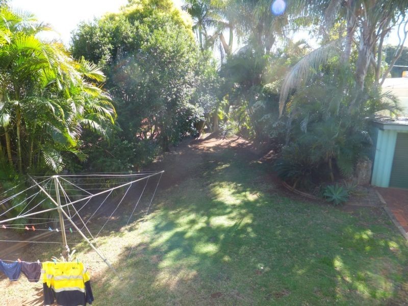 3 CEVN STREET, Childers QLD 4660