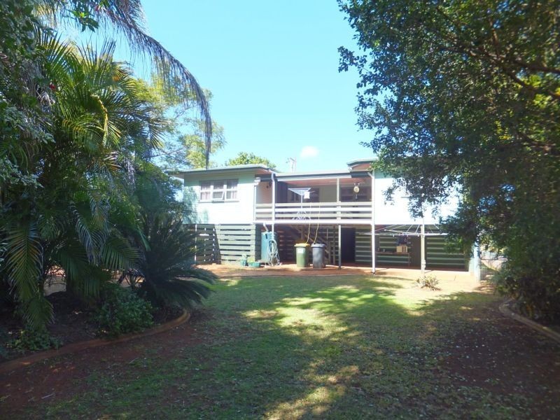 3 CEVN STREET, Childers QLD 4660