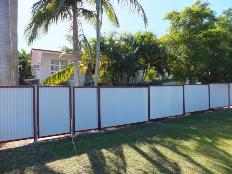 3 CEVN STREET, Childers QLD 4660