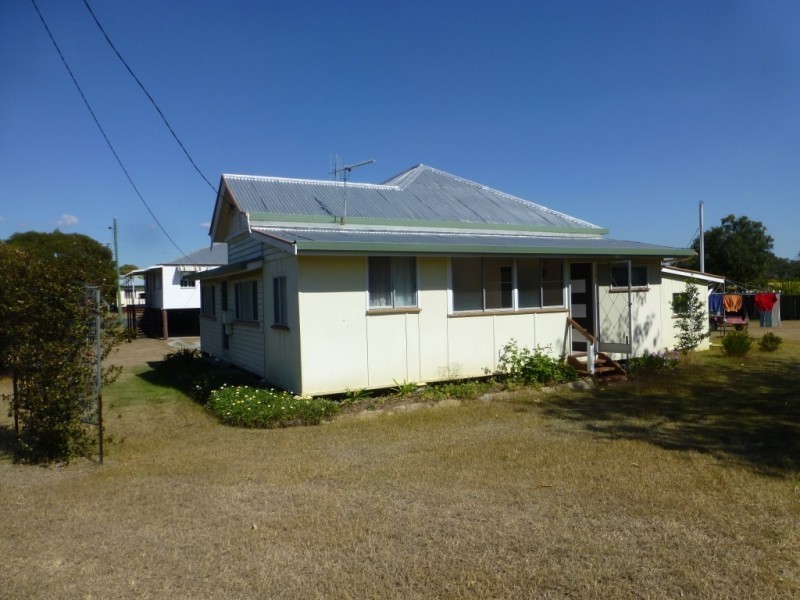 50 VICTORIA STREET, Biggenden QLD 4621