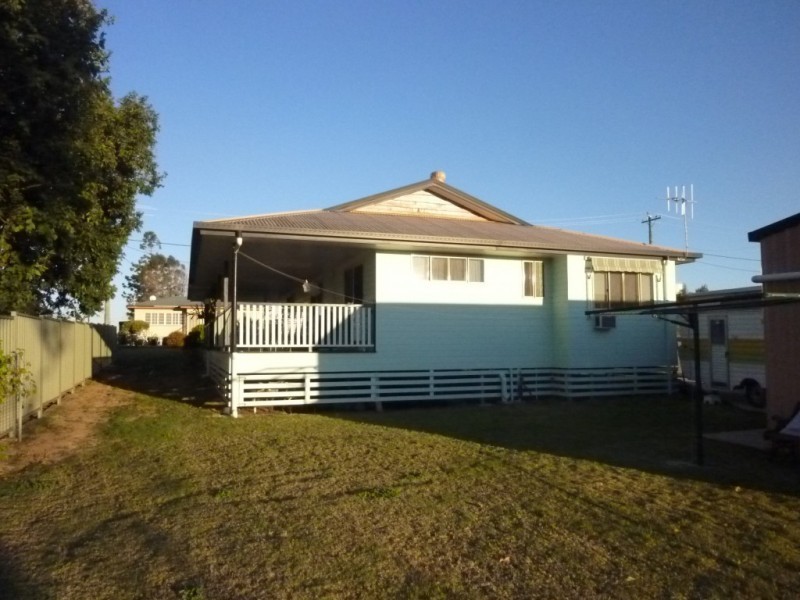 12 KIMBER STREET, Biggenden QLD 4621