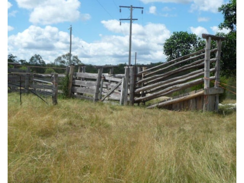 8049 ISIS HIGHWAY, Dallarnil QLD 4621