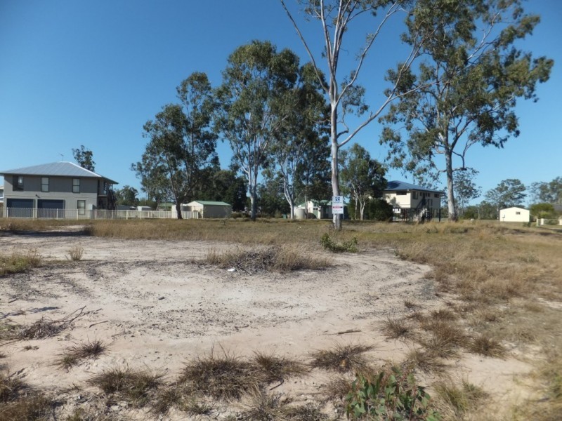 2 BROLGA CLOSE, Buxton QLD 4660