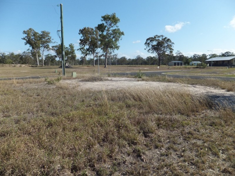 2 BROLGA CLOSE, Buxton QLD 4660