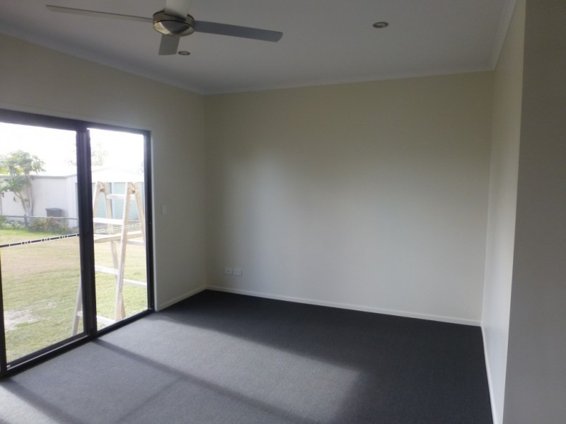22 BROOKES STREET, Biggenden QLD 4621