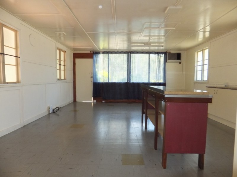 263 RAINBOWS ROAD, South Isis QLD 4660