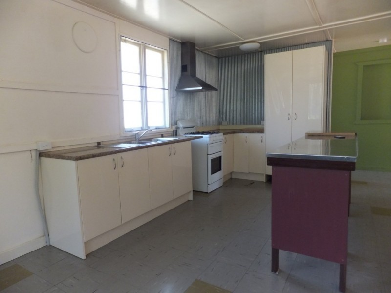 263 RAINBOWS ROAD, South Isis QLD 4660