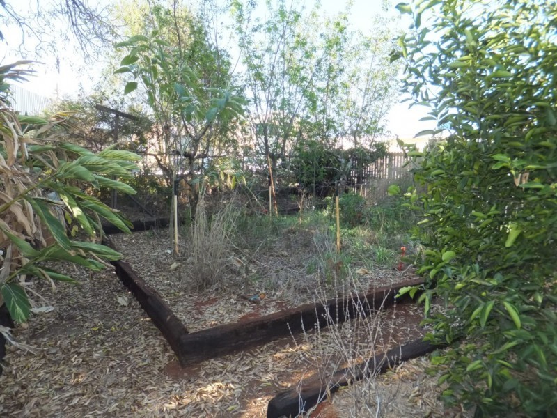 9 Macrossan, Childers QLD 4660