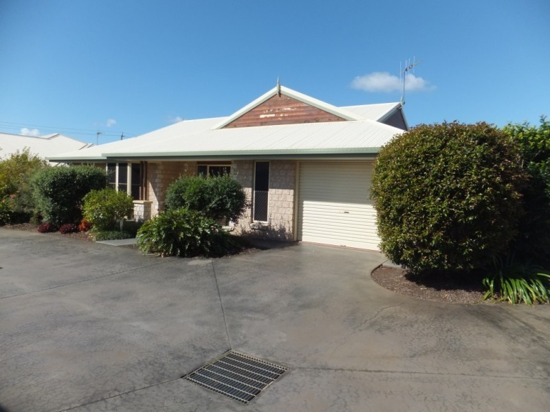 2/40 Macrossan Street, Childers QLD 4660