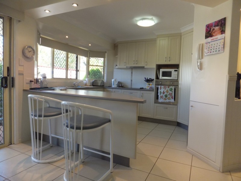 2/40 Macrossan Street, Childers QLD 4660
