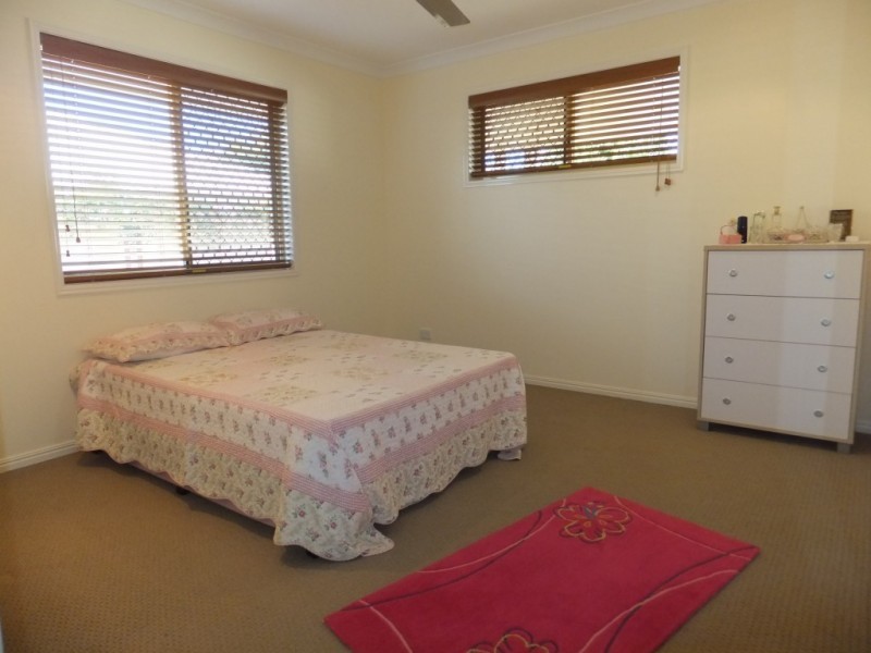 2/40 Macrossan Street, Childers QLD 4660