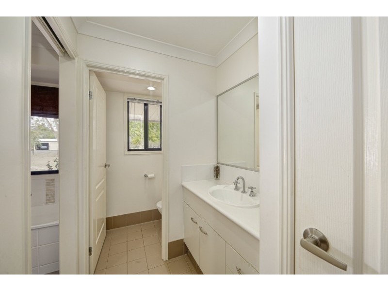 11 Meleleuca, Redridge QLD 4660