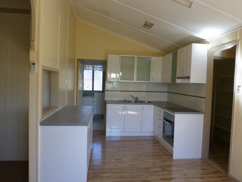 28 BROADHURST STREET, Childers QLD 4660