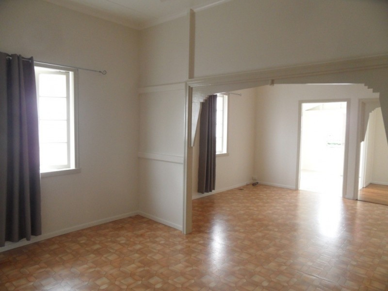 48 Edward Street, Biggenden QLD 4621