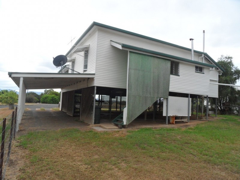 48 Edward Street, Biggenden QLD 4621