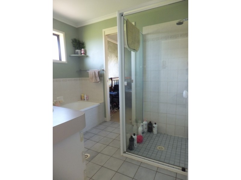 7257 Isis Highway, Eureka QLD 4660