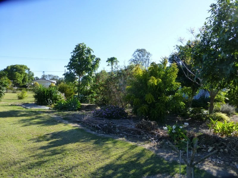 53 EDWARD STREET, Biggenden QLD 4621