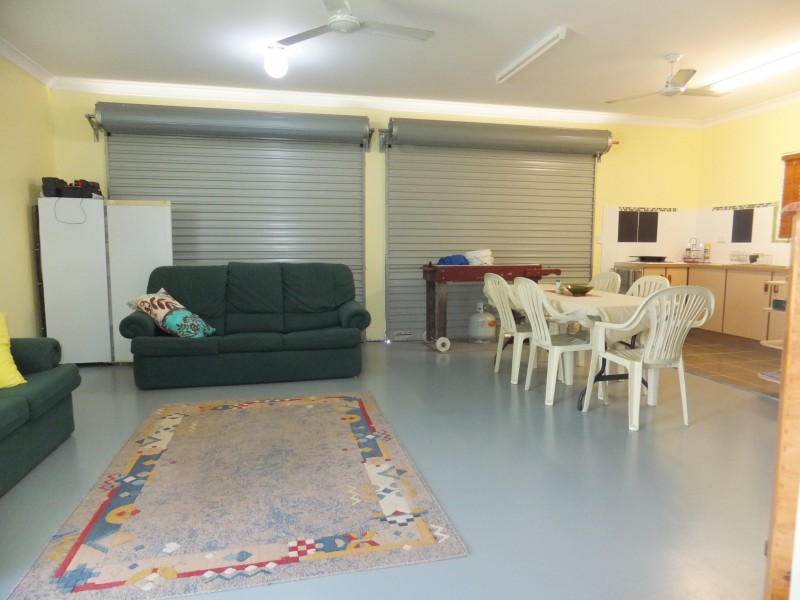 1 Hull Street, Buxton QLD 4660