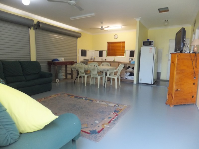 1 Hull Street, Buxton QLD 4660