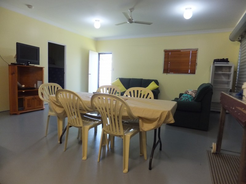 1 Hull Street, Buxton QLD 4660