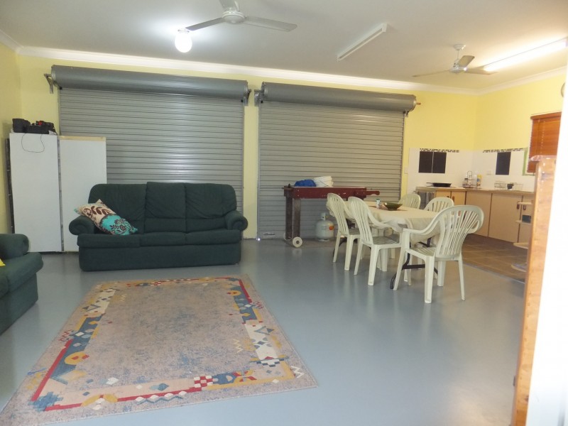 1 Hull Street, Buxton QLD 4660