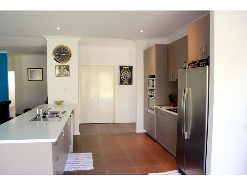 56 Adelong Street, Gayndah QLD 4625